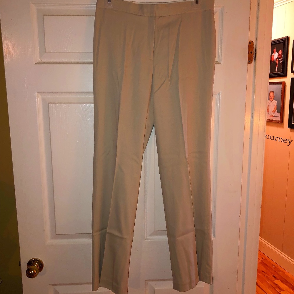 Jones New York Signature fully lined dress khaki, tan pants, size 12